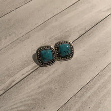 Load image into Gallery viewer, Square Studs
