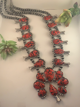 Load image into Gallery viewer, Squash Necklaces

