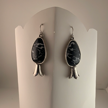 Load image into Gallery viewer, Stone Earring
