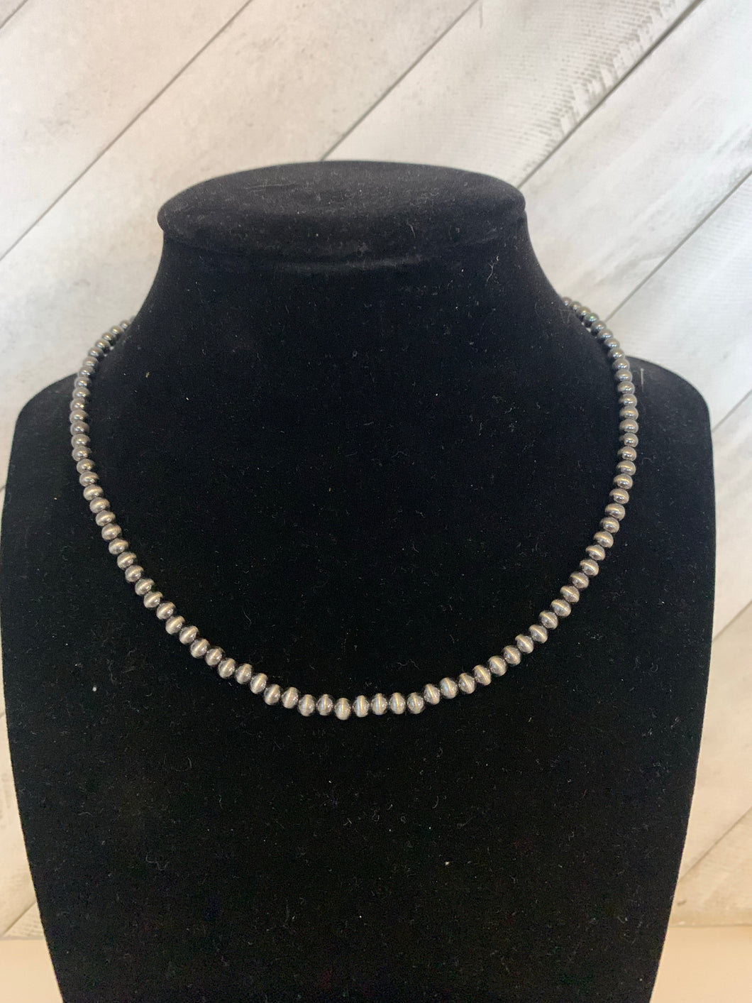 Navajo Pearl Choker