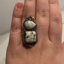 Load image into Gallery viewer, Buffalo Stone Ring

