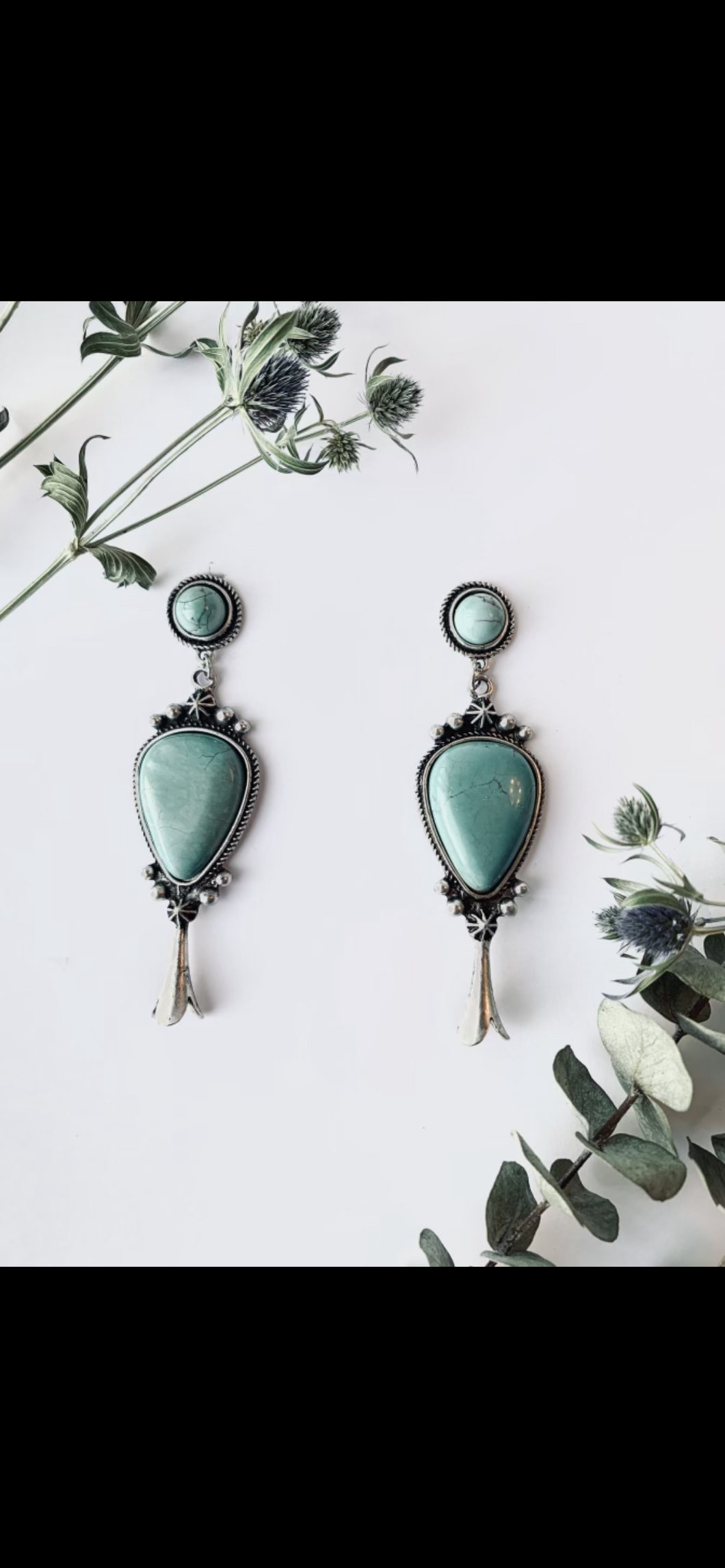 Natural stone earring