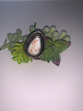 Load image into Gallery viewer, White Stone Ring
